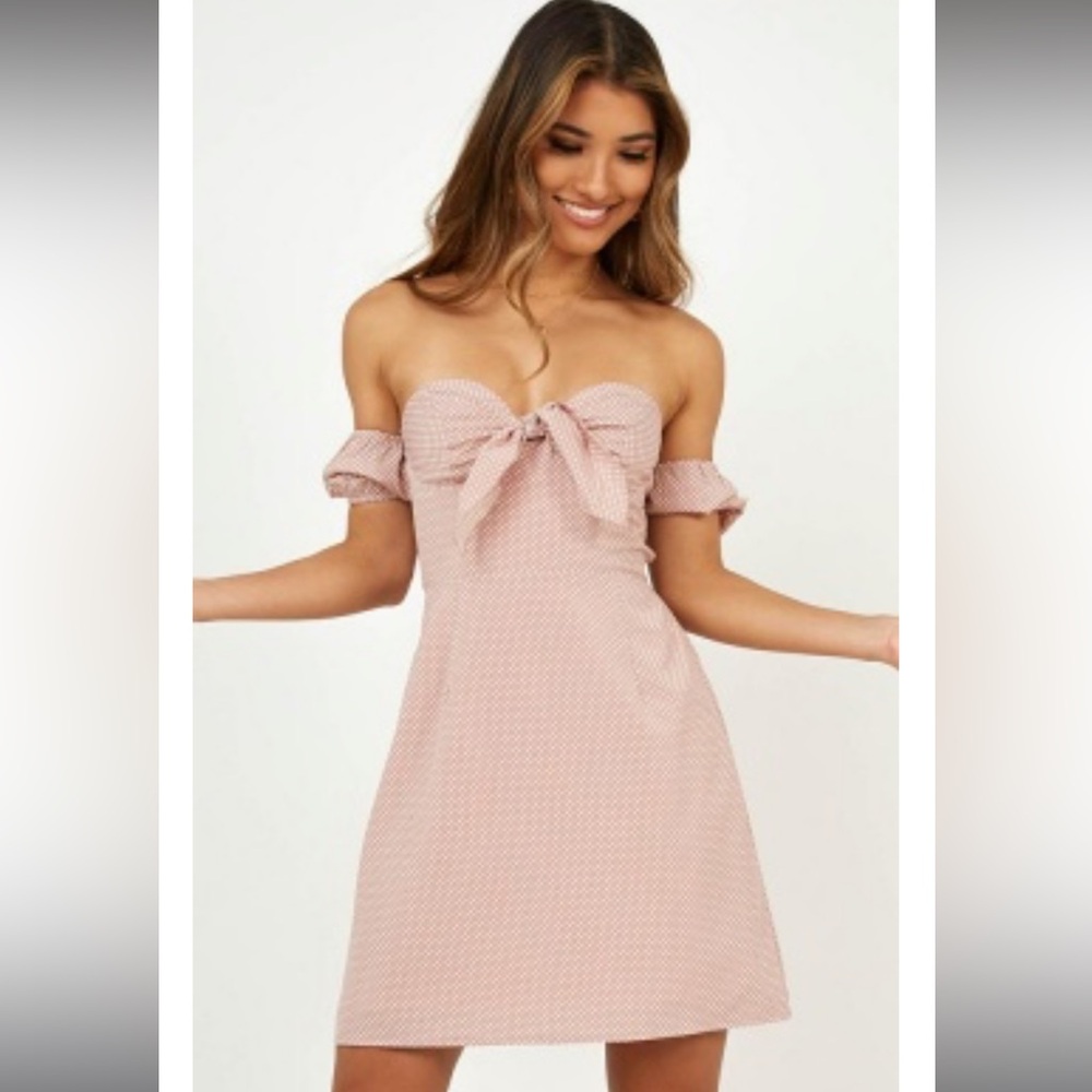 The Sweet Escape in blush spot.